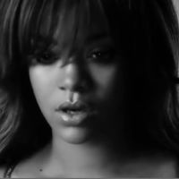 Rihanna : La beauté sexy nous a-t-elle trompés sur son corps ? Elle répond...