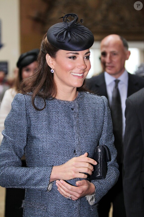 Kate Middleton à son arrivée à la gare de Nottingham. Le 13 juin 2012.