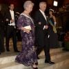 La princesse Christina, Mme Magnuson, au côté de son mari Tord Magnuson lors du dîner des Nobel en décembre 2011, portant un diadème hérité de sa mère la princesse Sibylla qui lui sera dérobé puis jeté à l'eau en mai 2012.