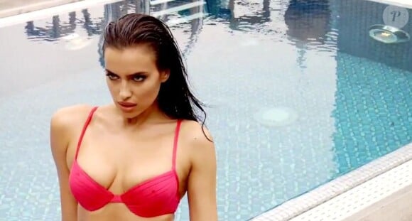 Irina Shayk en plein exercice pour le GQ allemand.