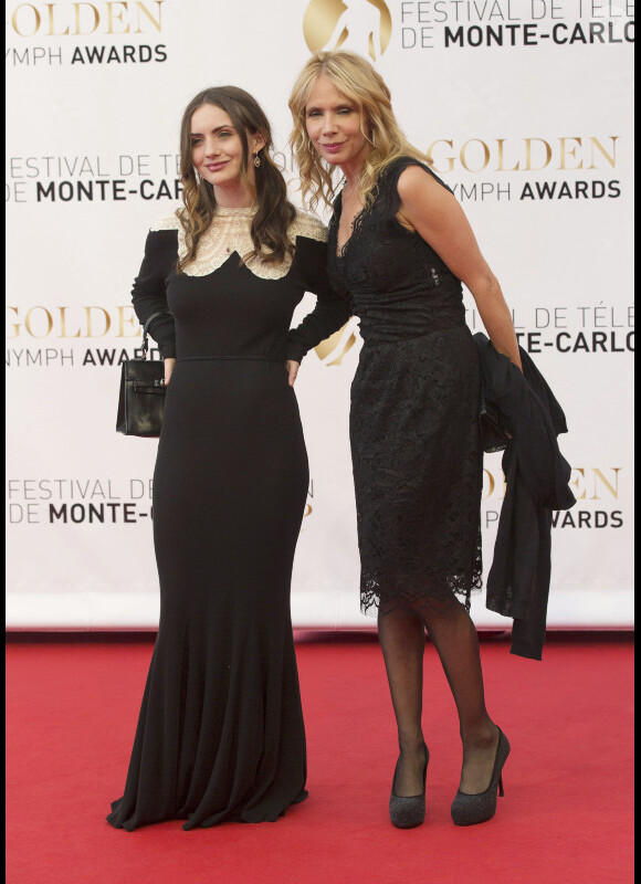 Rosanna Arquette et sa fille Zoe lors de la cérémonie de clôture du 52e Festival de Télévision de Monte-Carlo, le 14 juin 2012