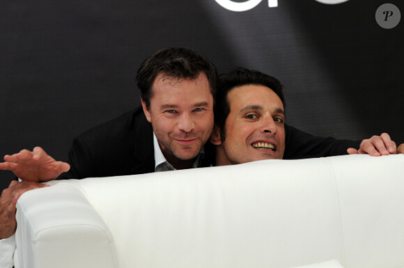 Bruno Salomone et Guillaume De Tonquedec lors du photocall Fais pas ci, fais pas ça, lors du festival de Télévision de Monte-Carlo, le 14 juin 2012