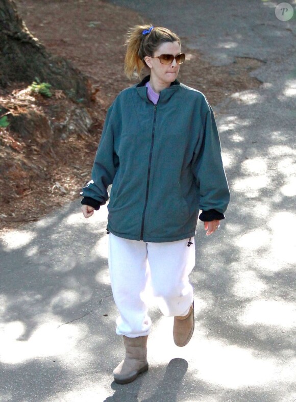 Drew Barrymore et Will Kopelman font une pause jogging en amoureux, à Los Angeles, en juin 2012.