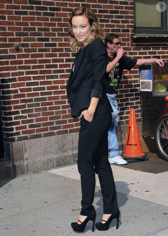 Olivia Wilde, très chic, se rend au Ed Sullivan Theater pour enregistrer son passage dans l'émission Late Show with David Letterman. New York, le 18 juin 2012.