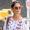 Katie Holmes se promène dans le Lower East Side à New York, le 20 juin 2012.