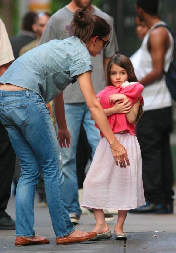 Katie Holmes et sa fille Suri à New York, le 25 juin 2012.