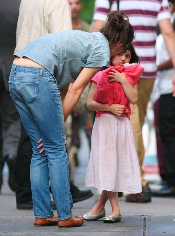 Katie Holmes et sa fille Suri à New York, le 25 juin 2012.