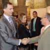 Le prince Felipe et la princesse Letizia d'Espagne prenaient part le 28 juin 2012 à l'Université de Gérone à une rencontre avec les membres de l'Assemblée générale de la Conférence des recteurs des universités espagnoles (CRUE) et les membres du Comité exécutif de la Fondation Prince de Gérone, à la veille du Forum Impulsa.