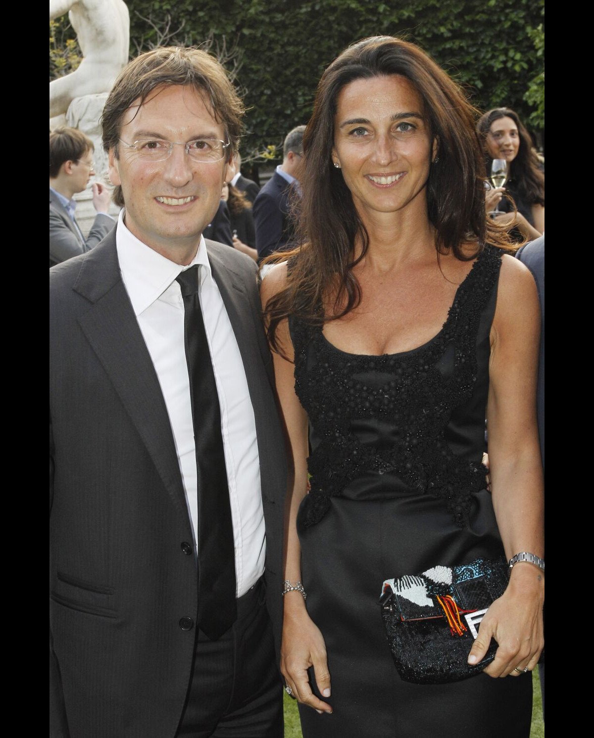 Photo : Pietro Beccari, sa femme Elisabetta et leur fille Constanza -  Défilé Berluti (collection homme automne-hiver 2016-2017) au Tennis Club de  Paris. Paris, le 22 janvier 2016 - Purepeople