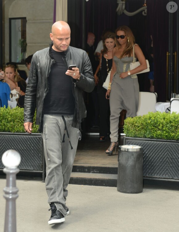 Rassasiés, Mel B et son mari Stephen Belafonte à Paris le 3 juillet 2012