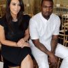 Kim Kardashian et Kanye West amoureux chez Valentino le 4 juillet 2012