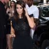Kim Kardashian à son arrivée au défilé Valentino à Paris le 4 juillet 2012