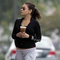 Mila Kunis et Ashton Kutcher : Le bisou, enfin !