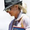 Britney Spears arrive à l'aéroport de Maui, le vendredi 6 juillet 2012 pour rentrer à Los Angeles.
