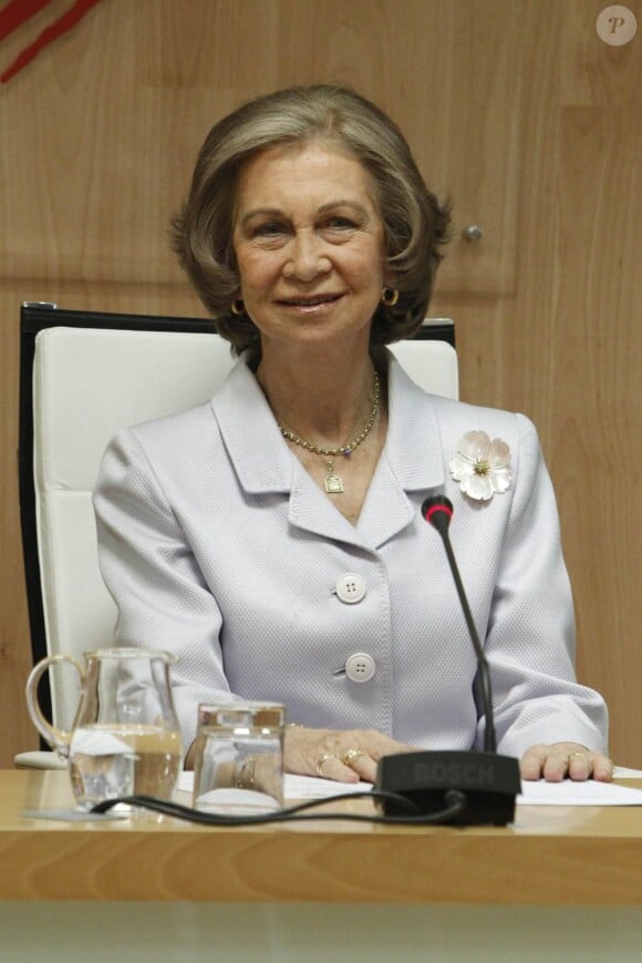 La reine Sofia d'Espagne à la présentation de la Vuelta Junior Cofidis 2012, à Madrid le 10 juillet 2012.