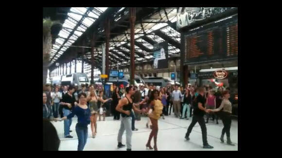 Shy'm : Son incroyable flashmob avec Maxime à la gare de Lyon !