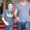 Rocco, la fils aîné de Madonna, quitte son hôtel parisien, Le Ritz, le 11 juillet 2012.