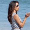 Eva Longoria se détend sur une plage à Malibu en compagnie de Courtney Laine Mazza, fiancée de Mario Lopez. Le 15 juillet 2012.