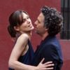 Keira Knightley et Mark Ruffalo jouent une scène romantique du film Can a Song Save Your Life ? à New York le 19 juillet 2012