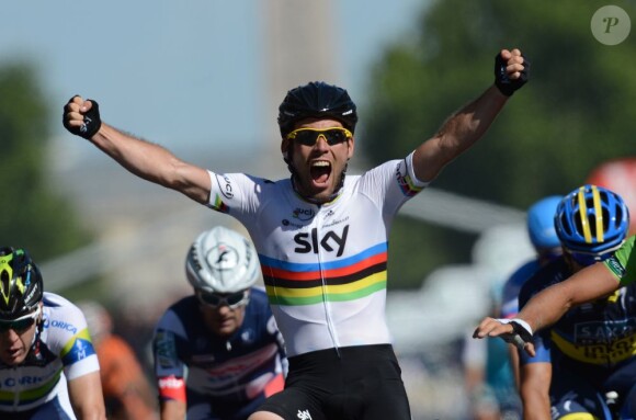 Mark Cavendish s'est imposé lors de la dernière étape du Tour de France 2012 sur les Champs Élysées le 22 juillet 2012