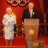 Reportage du Telegraph sur la réception donnée par la reine Elizabeth II à Buckingham le 23 juillet 2012 pour les membres du CIO.