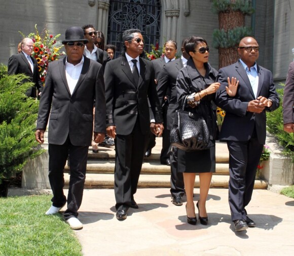 Tito, Jermaine, Janet et Randy Jackson à Los Angeles, le 25 juin 2012. Tito s'est désolidarisé de ses frères et soeurs qui veulent faire annuler le testament de Michael.
