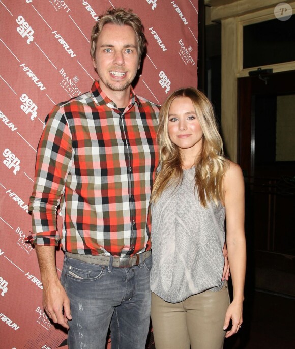 Kristen Bell et son fiancé Dax Shepard à l'avant-première de la comédie Hit and Run, co-réalisée par Dax Shepard. Juillet 2012 à New York.