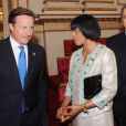  Le Premier ministre britannique David Cameron avec ses homologues de la Jamaïque et de Sainte-Lucie. 
 La reine Elizabeth II donnait le 27 juillet 2012 une réception à Buckingham Palace pour les royaux et chefs d'Etat et de gouvernement invités à la cérémonie d'ouverture des Jeux olympiques de Londres 2012, dans les heures précédant le grand moment. 