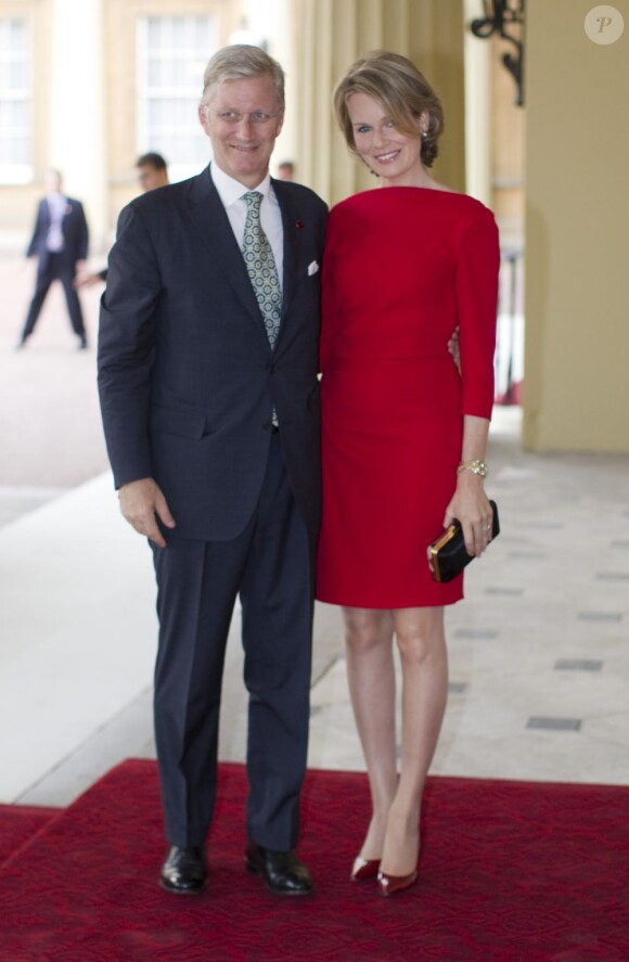 Arrivée du prince Philippe et de la princesse Mathilde de Belgique. La reine Elizabeth II donnait le 27 juillet 2012 une réception à Buckingham Palace pour les royaux et chefs d'Etat et de gouvernement invités à la cérémonie d'ouverture des Jeux olympiques de Londres 2012, dans les heures précédant le grand moment.