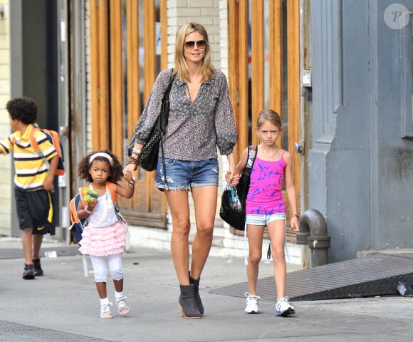 Heidi Klum en famille dans les rues de New York le 29 juillet 2012