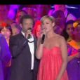 Chimène Badi et Luck Mervil interprètent  Les Sans-papiers  dans  Sous les étoiles  sur France 3, lundi 6 août 2012