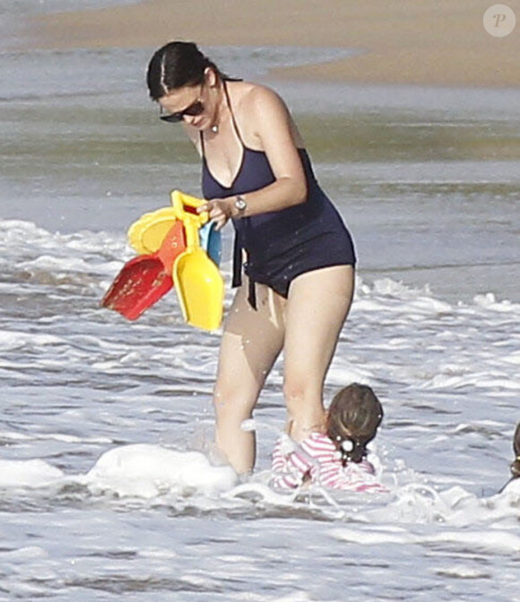 EXCLU - Jennifer Garner en vacances en famille sur une plage de Puerto Rico le 15 juillet 2012