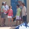 L'infante Elena et ses enfants Victoria, 11 ans, et Felipe, 14 ans, le 1er août 2012 à l'école de voile de Palma de Majorque avec la reine Sofia.