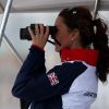 Kate Middleton le 6 août 2012 à Weymouth lors de la medal race de la compétition de voile catégorie Laser, dans laquelle étaient engagés le Britannique Paul Goodison chez les hommes et l'Irlandaise Annalise Murphy chez les femmes.