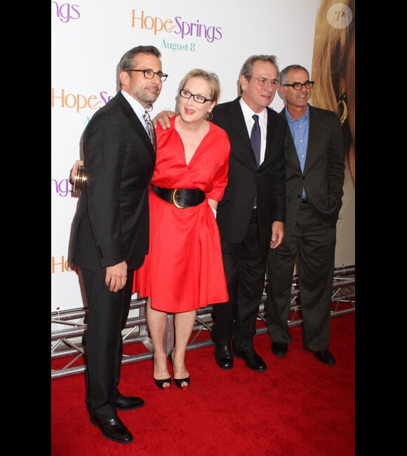 Steve Carell, Meryl Streep, Tommy Lee Jones et David Frankel lors de l'avant-première du film Tous les espoirs sont permis (Hope Springs) à New York le 6 août 2012