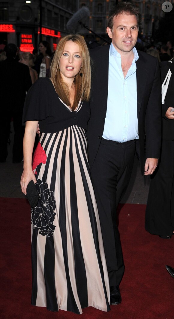Gillian Anderson et Mark Griffiths (photo : en septembre 2008 à Londres), son compagnon depuis 2006, ont annoncé en août 2012 leur séparation. Ils sont parents de deux enfants, Oscar et Felix.