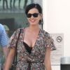 Radieuse, Katy Perry sort du cinéma à Hollywood, le 11 août 2012