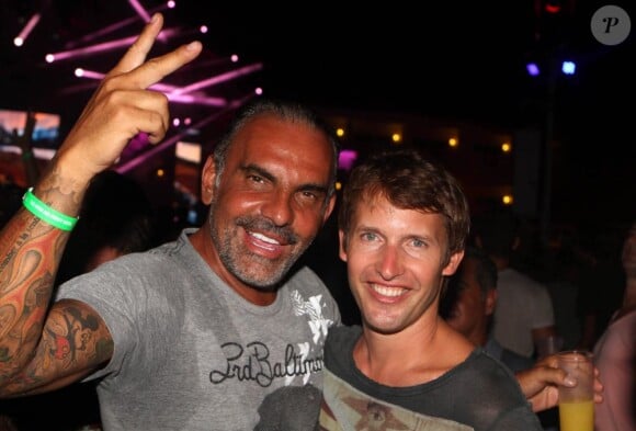 Christian Audigier et James Blunt font la fête à Ibiza le 9 août 2012