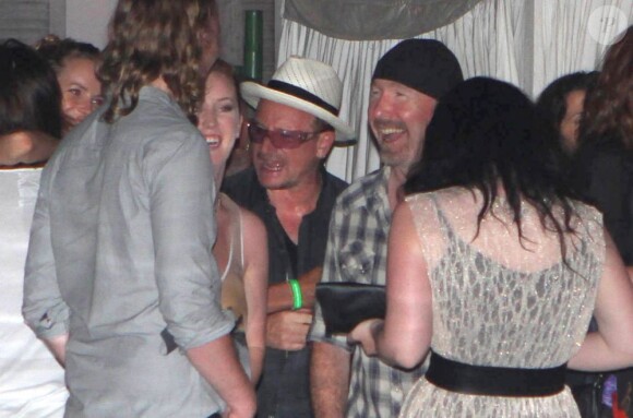 Bono et The Edge font la fête à Ibiza le 9 août 2012