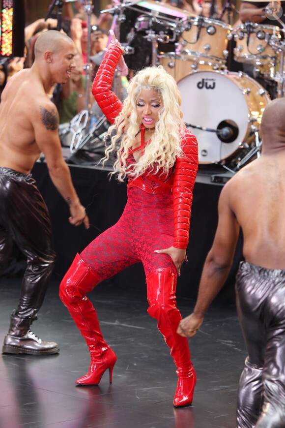 Nicki Minaj très sexy sur le tournage du Today Show, le 14 août 2012 à New York