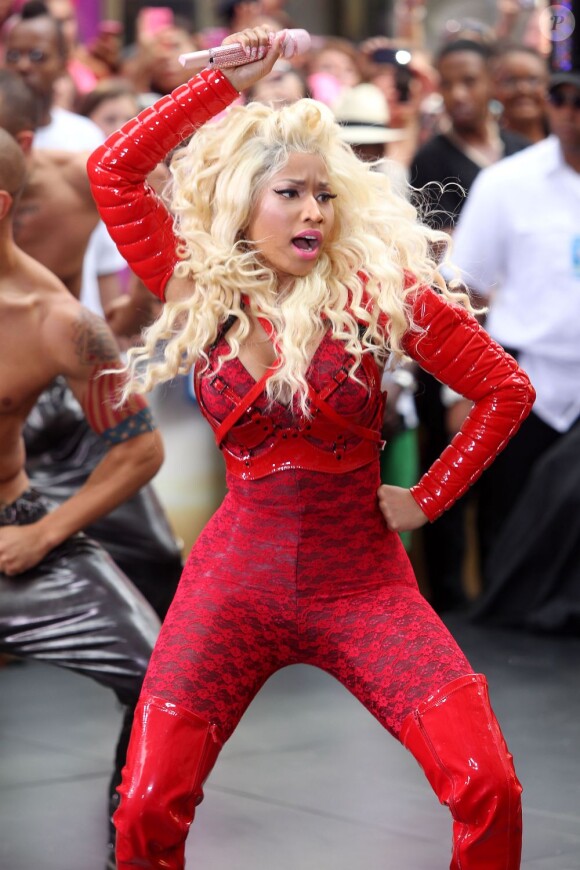 Nicki Minaj très sexy sur le tournage du Today Show, le 14 août 2012 à New York