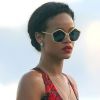 Rihanna, sexy vacancière en pleine mer au large d'Eze. Le 26 juillet 2012.