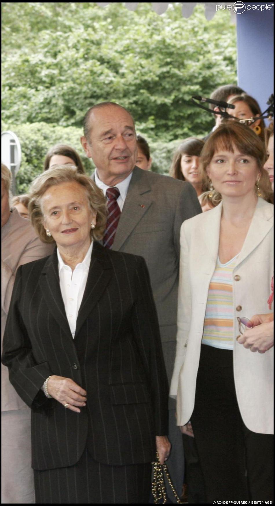 claude-chirac-entour-e-de-ses-parents-jacques-et-bernadette-chirac