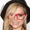 Avril Lavigne devant le stand de sa marque Abbey Dawn au Convention Center de Las Vegas lors du salon Magic. Le 21 août 2012.