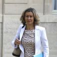 La ministre déléguée aux Français de l'étranger Hélène Conwey-Mouret à son arrivée à l'Élysée pour le premier conseil des ministres de la rentrée. Paris, le 22 août 2012.