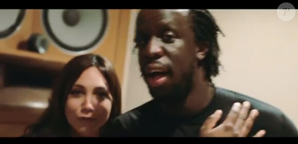 Leslie a dévoilé en août 2012 un remix avec Youssoupha de son single Des mots invincibles, premier extrait de son album Les enfants de l'orage à paraître en octobre.