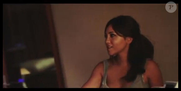 Leslie a dévoilé en août 2012 un remix avec Youssoupha de son single Des mots invincibles, premier extrait de son album Les enfants de l'orage à paraître en octobre.