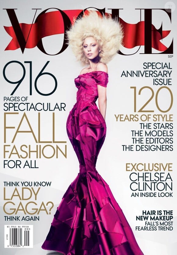 Lady Gaga en couverture du magazine Vogue de septembre 2012. Photo par Mert Alas et Marcus Piggott.