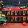 Usain Bolt, Yohan Blake, Nesta Carter, et Michael Frater n champion olympique du relais 4x100 m le 11 août 2012 à Londres avec un nouveau record du monde à la clé