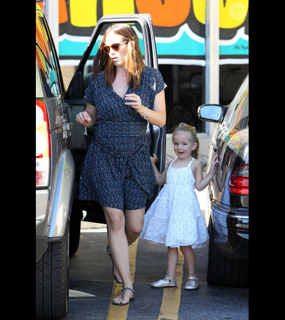 Jennifer Garner et sa fille Seraphina font des courses à Los Angeles, le 26 août 2012 - Seraphina est plus belle que jamais